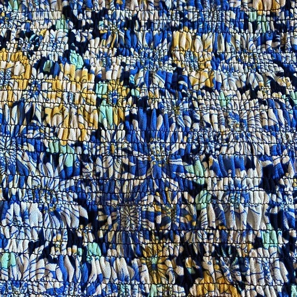 NWOT - ASTR THE LABEL January Floral-Print Flutter Sleeve Crop Top - Sz L - Picture 9 of 16